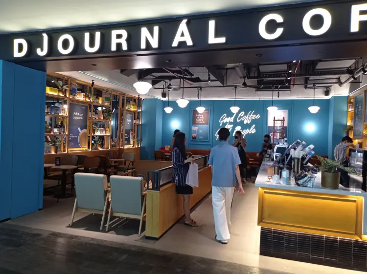 The People's Cafe Mall 23 Paskal 1