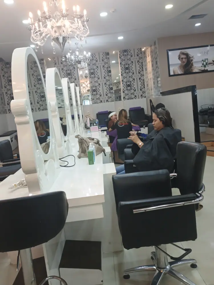 Salon Christopher Mall SKA Pekanbaru 1