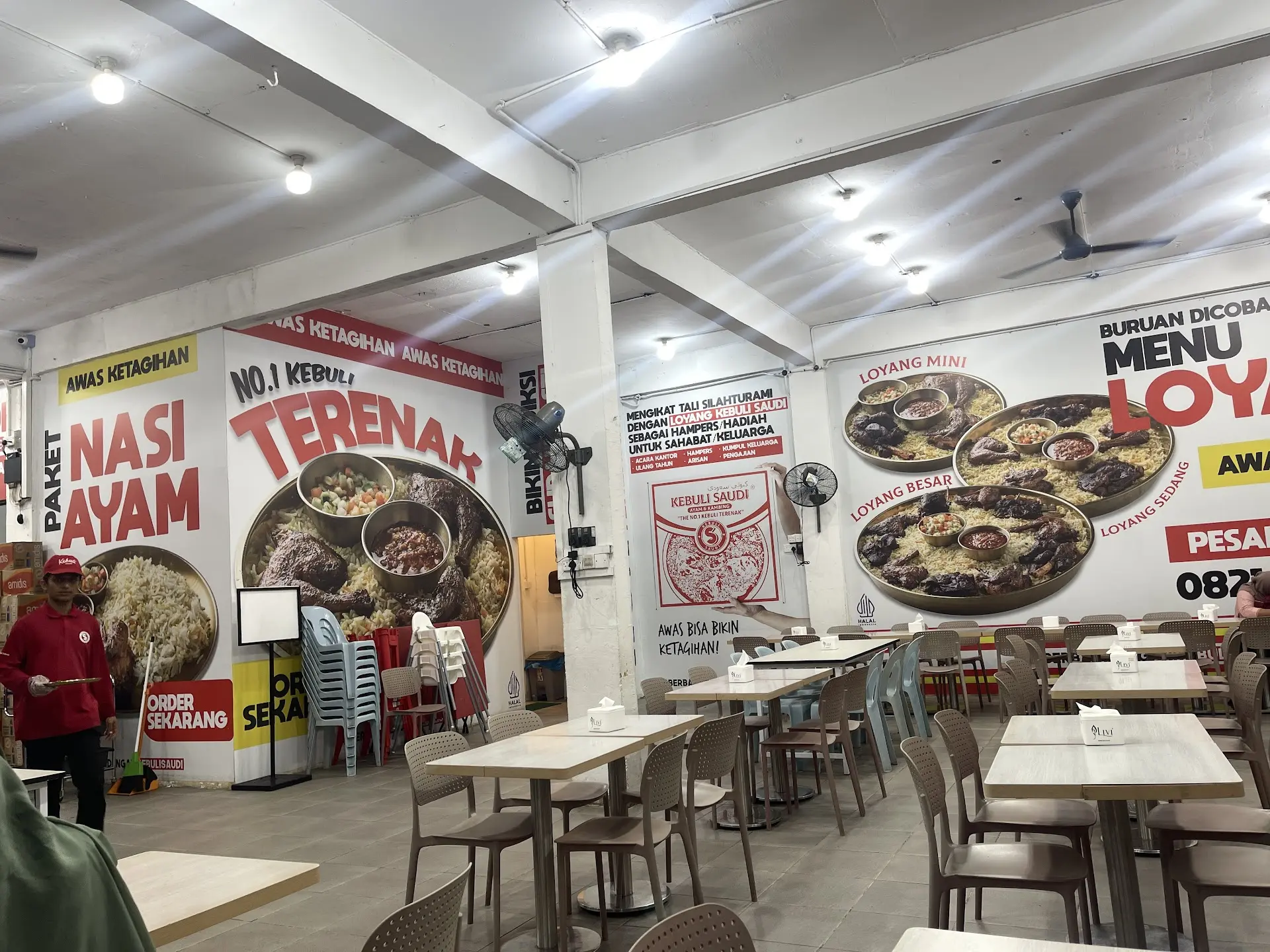 Rating Google 4.9 tapi tempatnya gak Chill? 🧐 Nasi rempah Lokal di Batam ini kok bisa Mantap banget 4