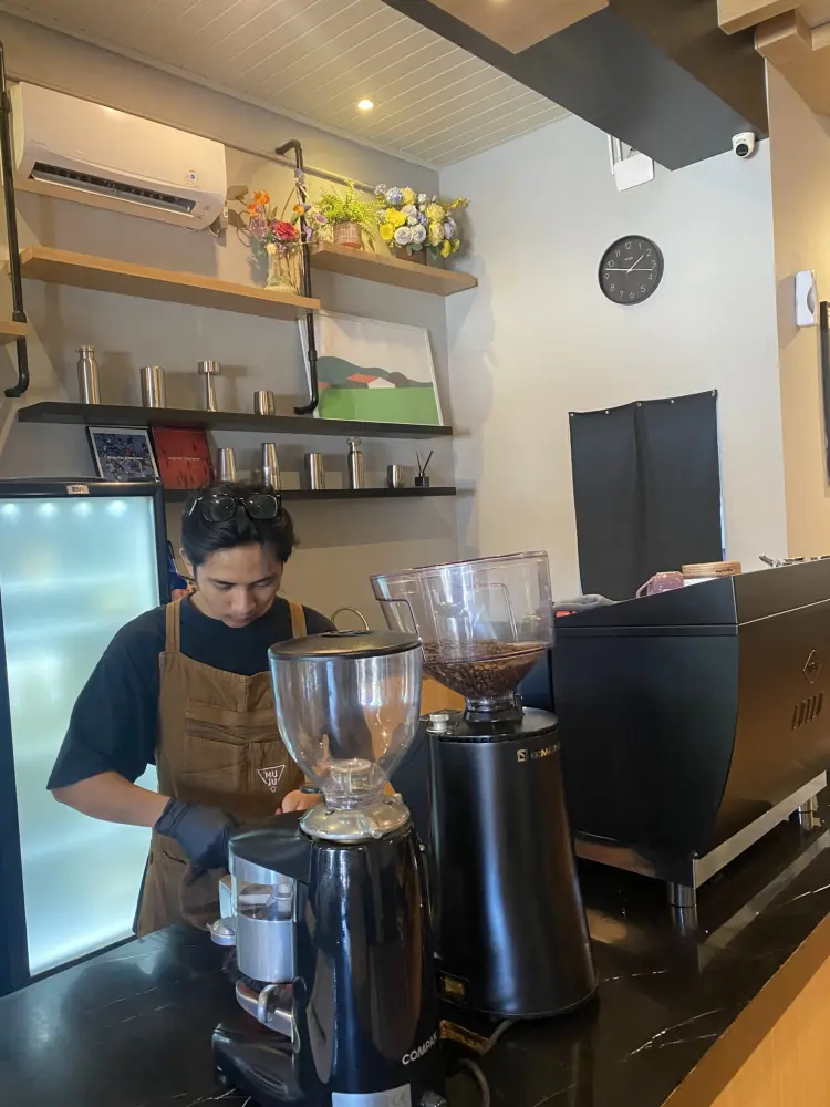 Nuju Coffee Sukarame 7