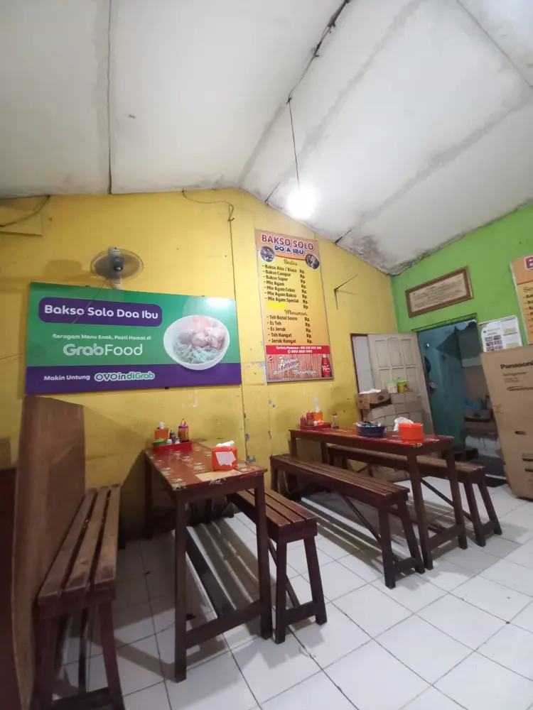 BAKSO DAN MIE AYAM SOLO "DOA IBU" 8
