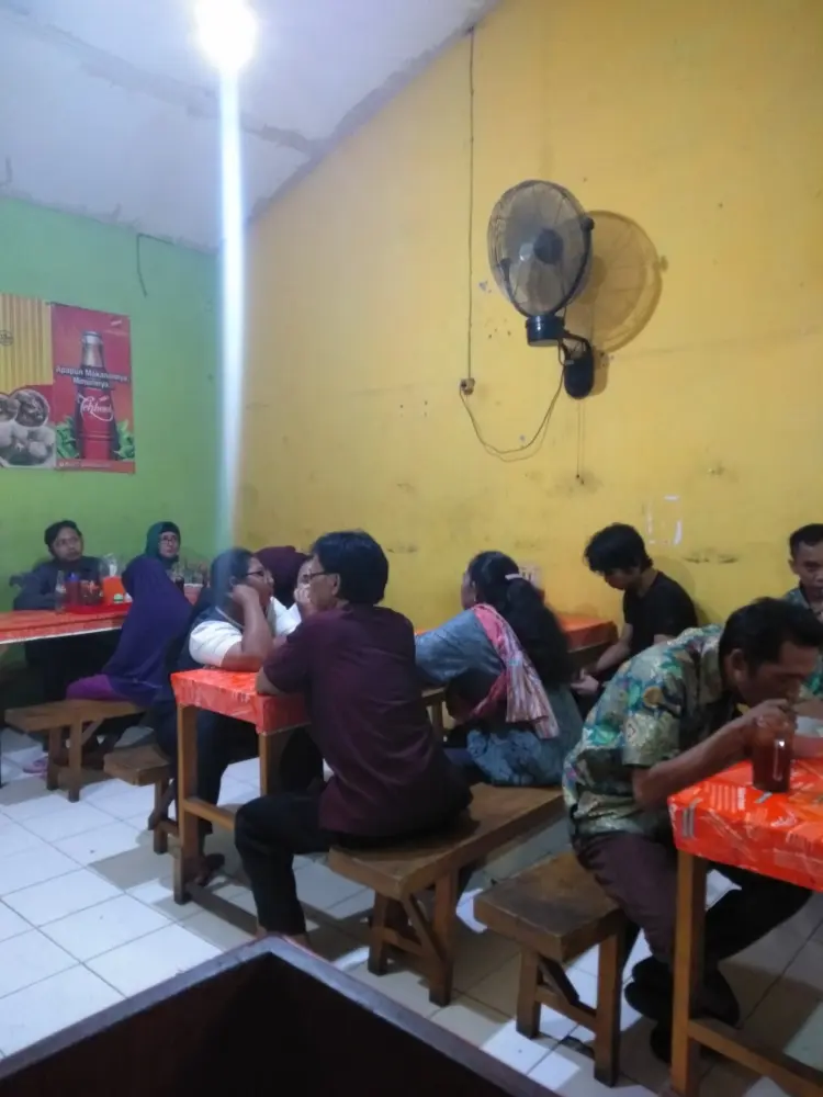 BAKSO DAN MIE AYAM SOLO "DOA IBU" 6