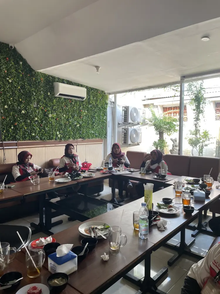 The Dhaharan Catering & Resto 8