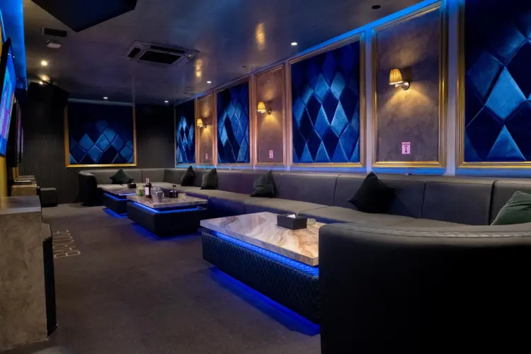 Barcode Ultra Lounge PIK 1