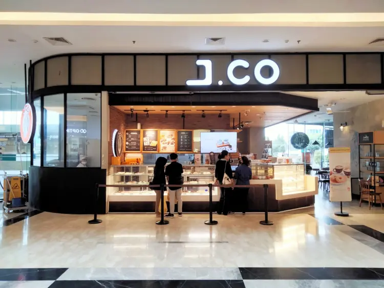 J.CO Donuts & Coffee Rita Super Mall Purwokerto 1