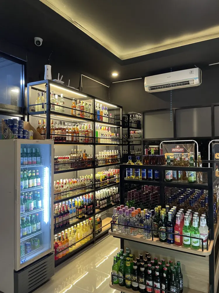 OUTLET 23 MAGELANG 5