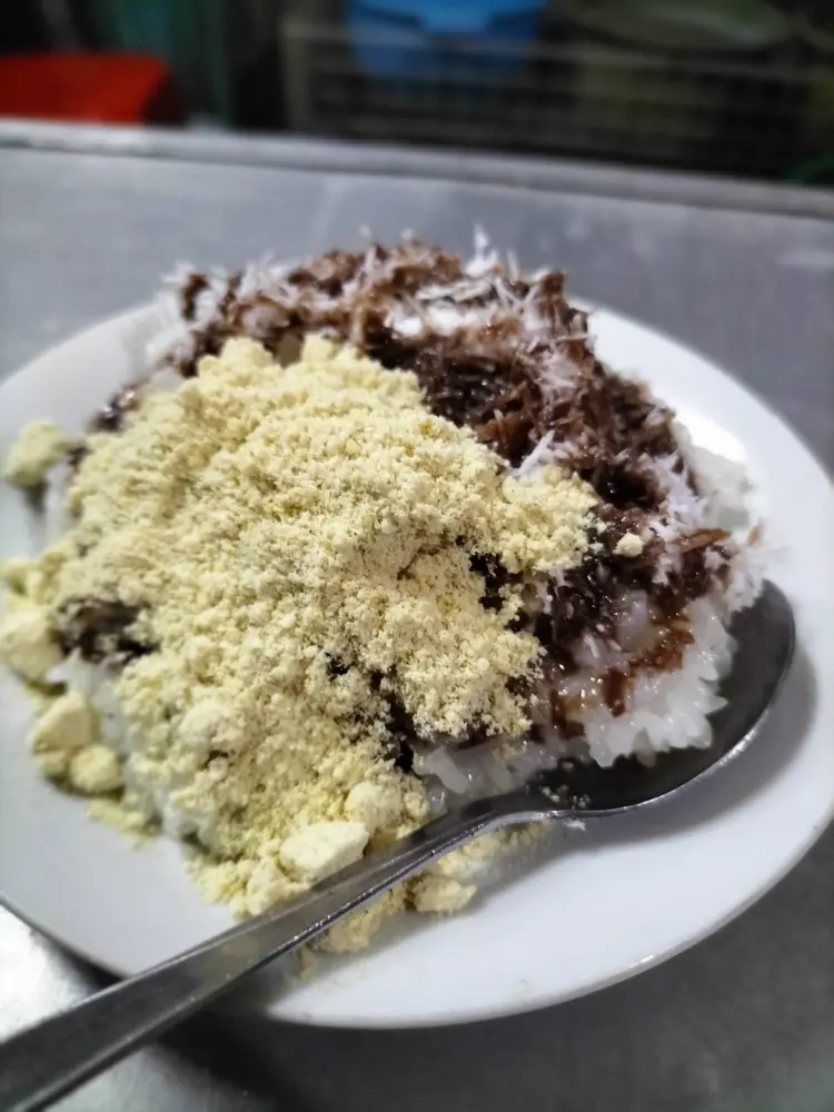 Ketan Bubuk Coffee Shops 1