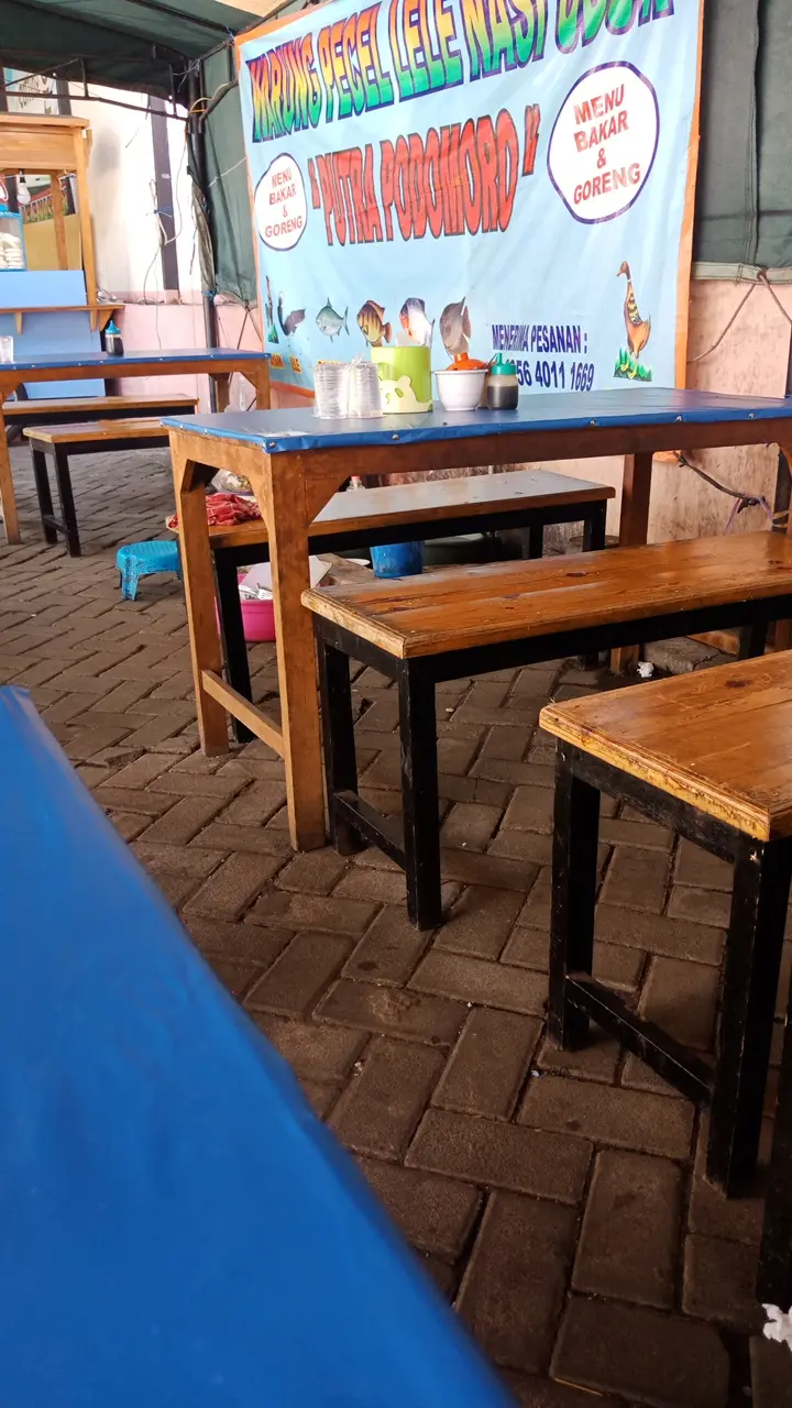 Pecel Lele Nasi Uduk Putra Podomoro 4