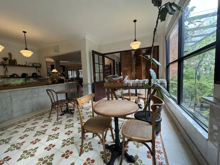 Chicory European Patisserie 8