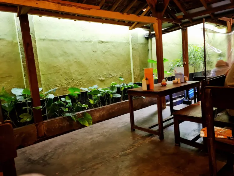 Bakso So'un dan Mie Ayam Mojopahit 4