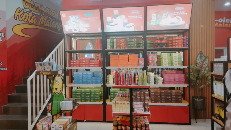 Lapis Kukus Tugu Malang 10