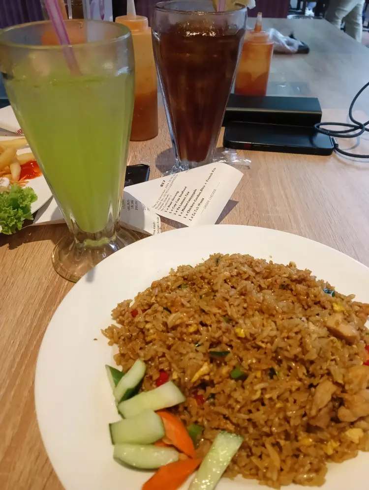 Solaria - Rest Area KM 97 Tol Cipularang 6