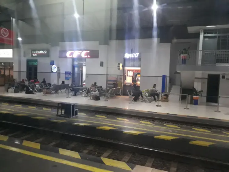 CFC Stasiun Kutoarjo 4