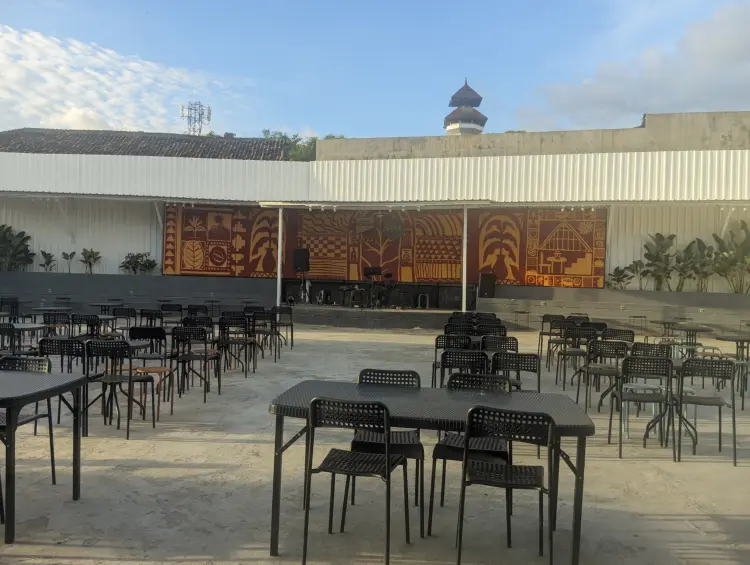 Onix Coffee and Space 2