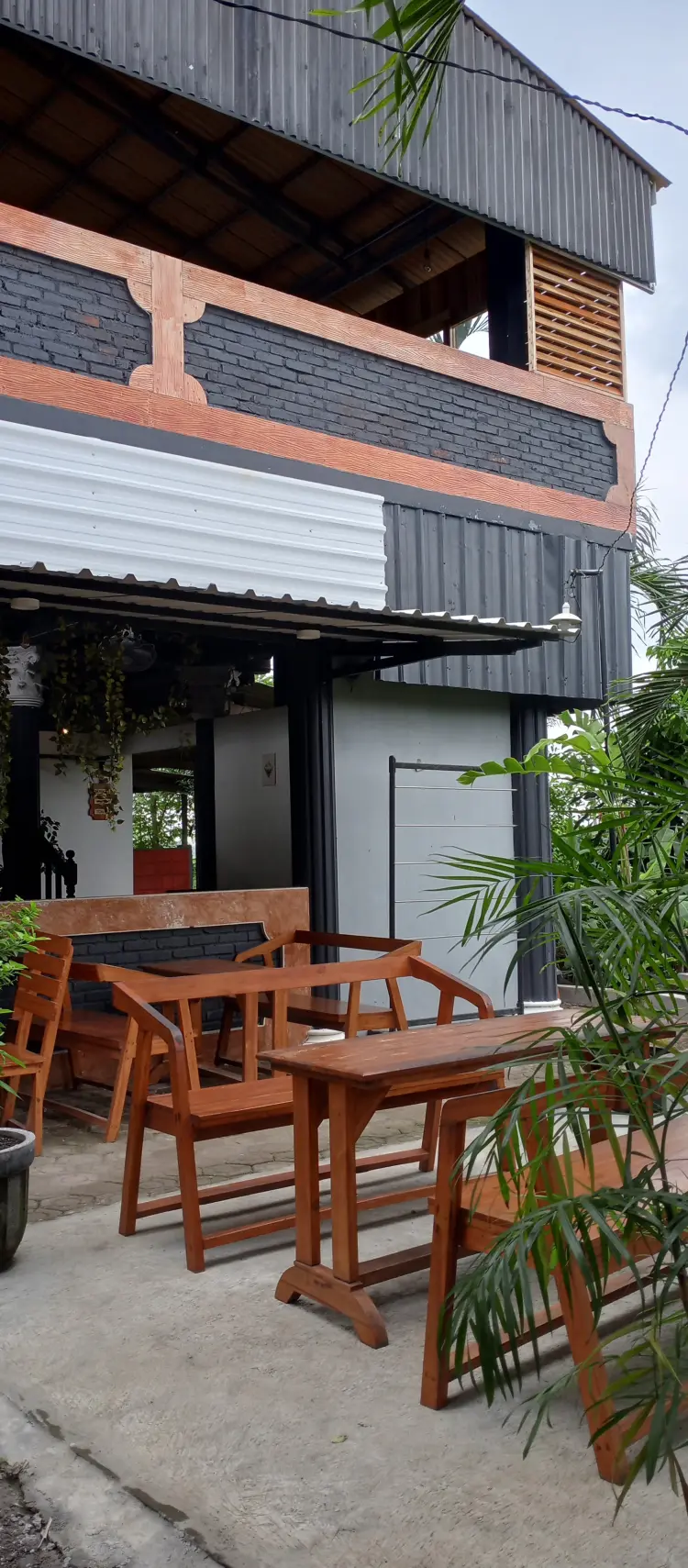 Tepi Sungai Coffee & kitchen 4