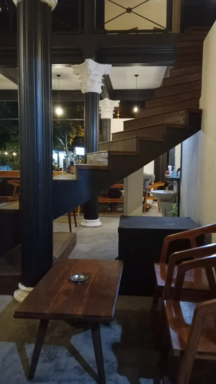 Tepi Sungai Coffee & kitchen 3