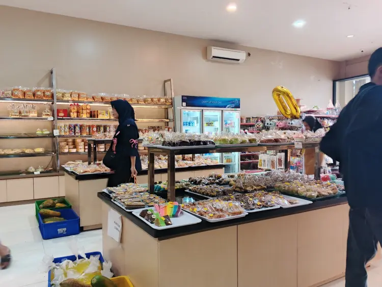 Queen Bakery Purbalingga 9