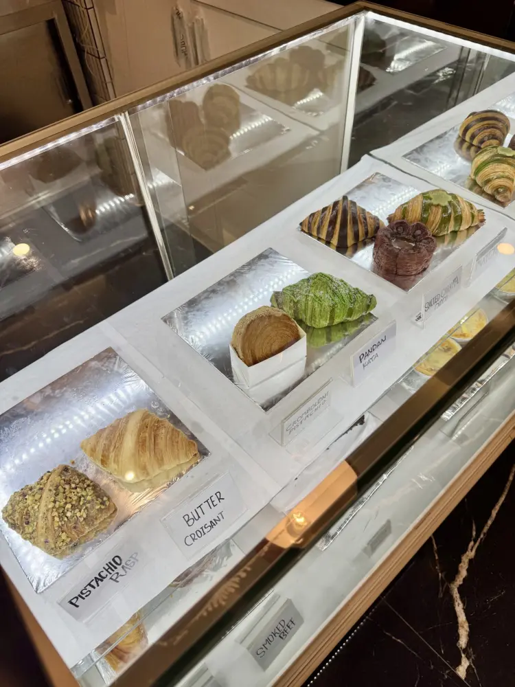 Solomio Coffee & Baked 3