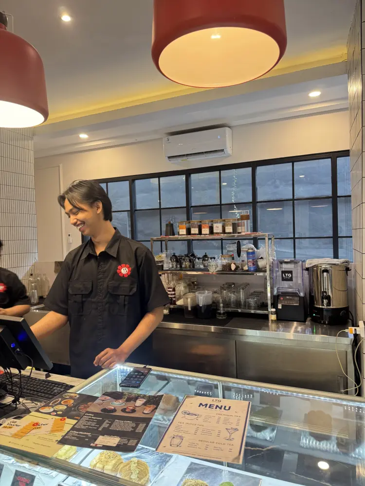 Solomio Coffee & Baked 2