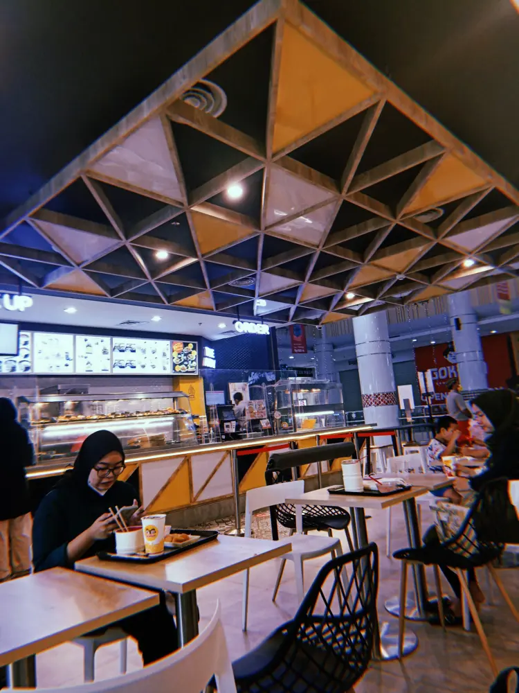 Hokben Green Pramuka Square 4