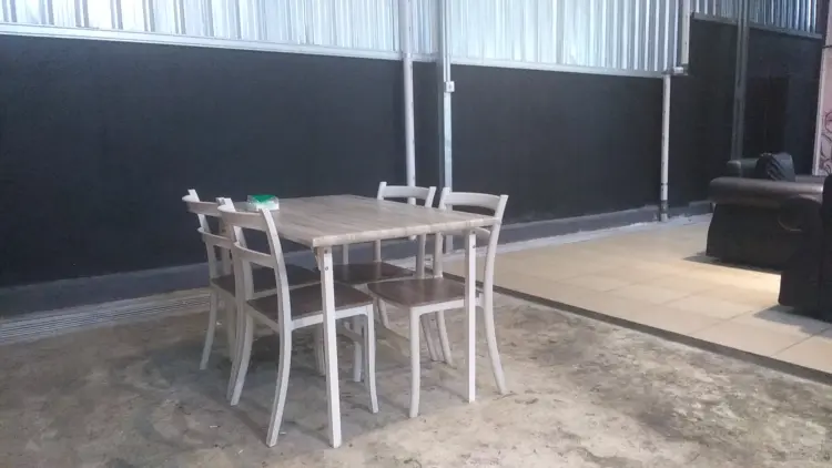 SULTHAN KOPI & EATERY 9