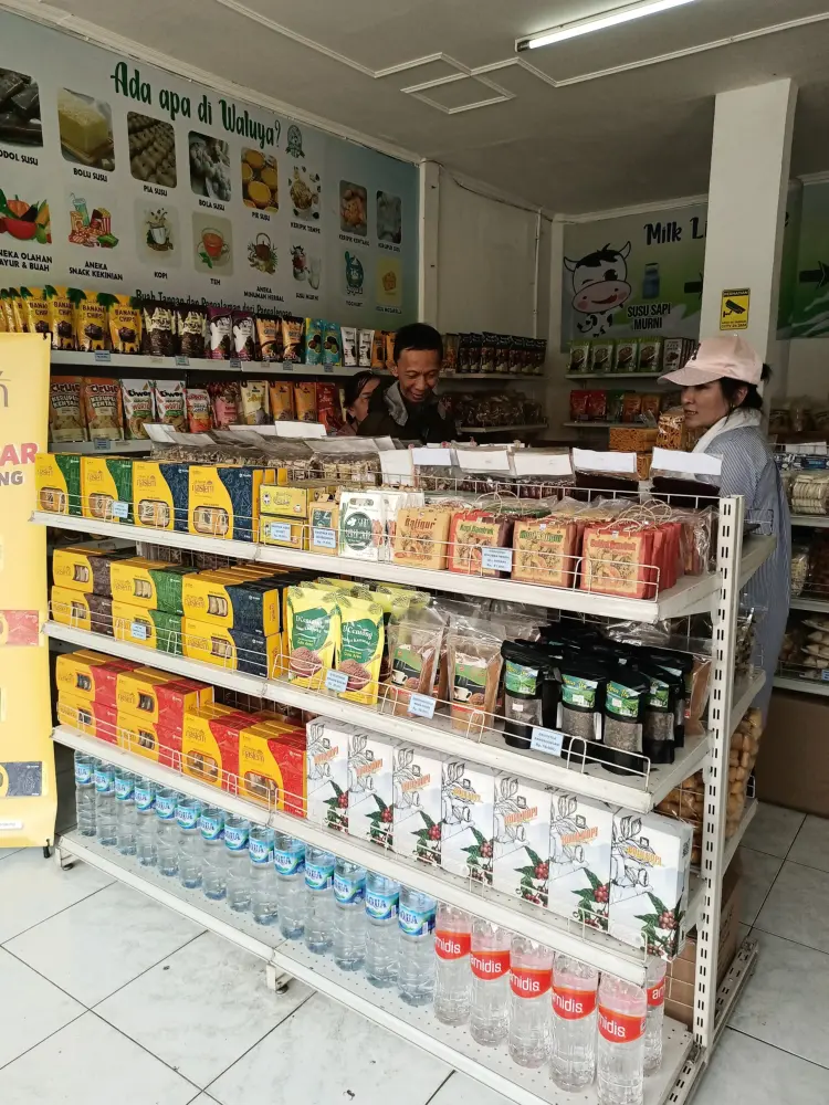 WALUYA OLEH - OLEH 3