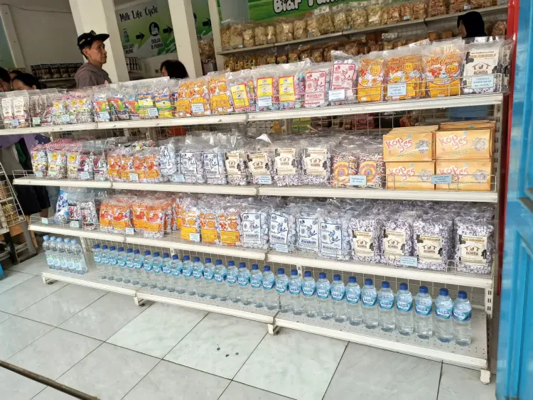 WALUYA OLEH - OLEH 7