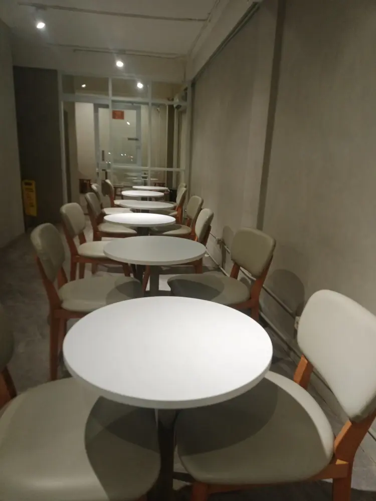 TOMORO COFFEE - Citra Garden 1 4