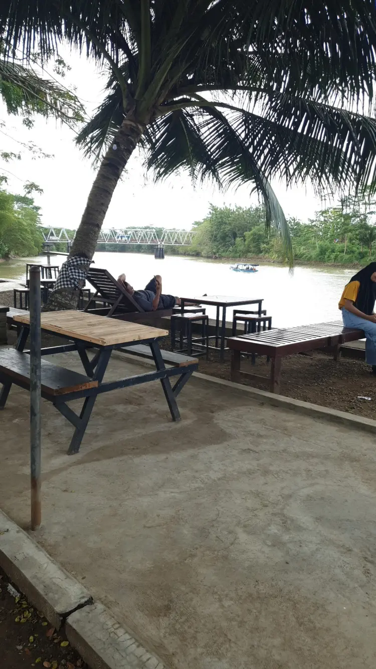 Dualima Coffee and Eatery 3