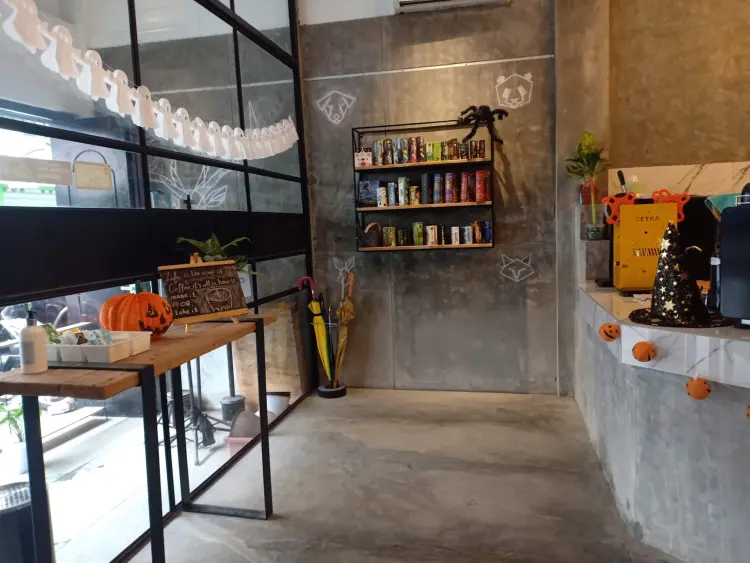 TableTop Board Game Cafe 6