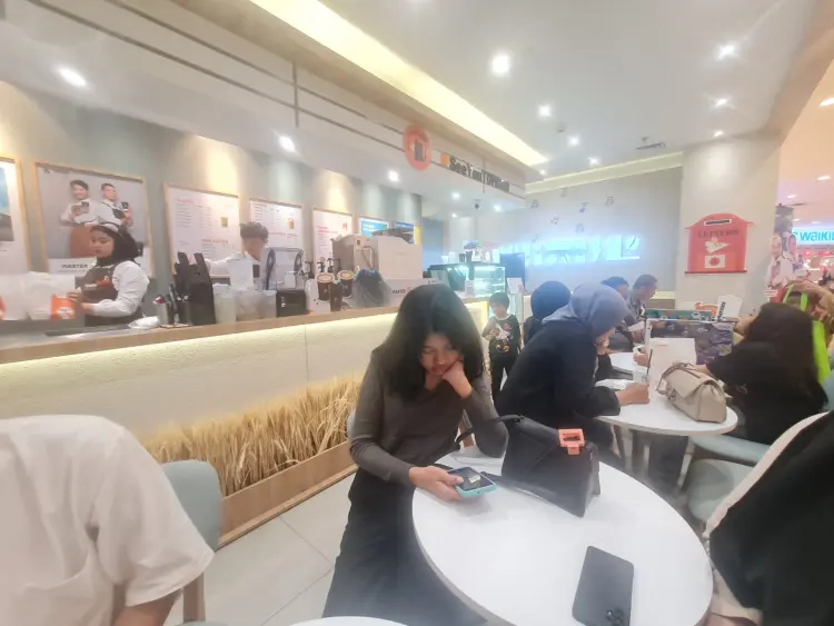 TOMORO COFFEE - Gandaria City 2