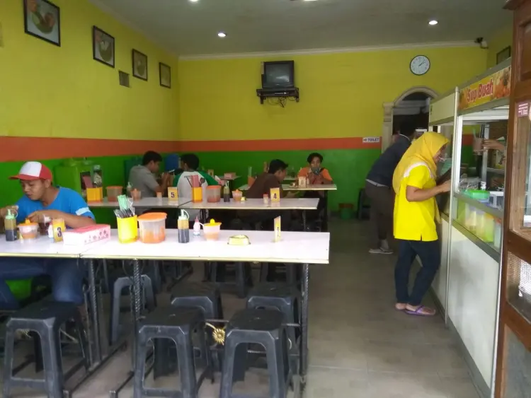 Rumah Makan SS Ngablak 9