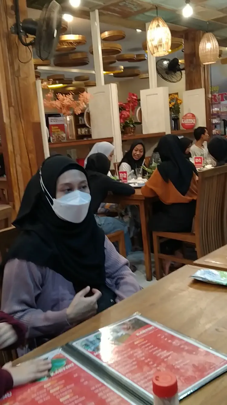 Ayam Goreng KARTINI 9