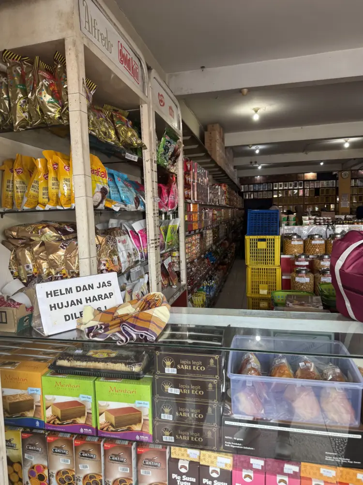 Pusat Oleh - Oleh Lezat 4