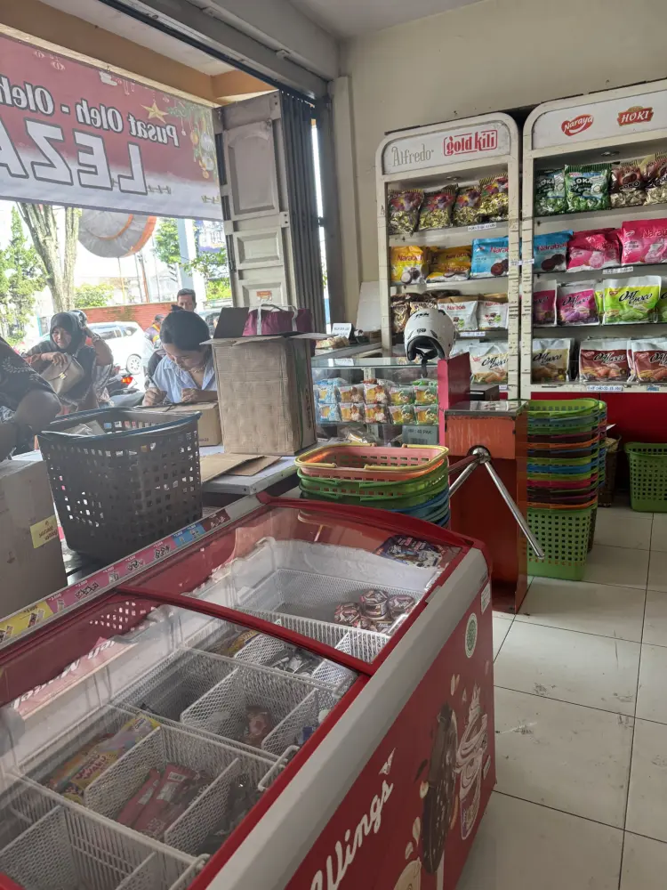 Pusat Oleh - Oleh Lezat 5