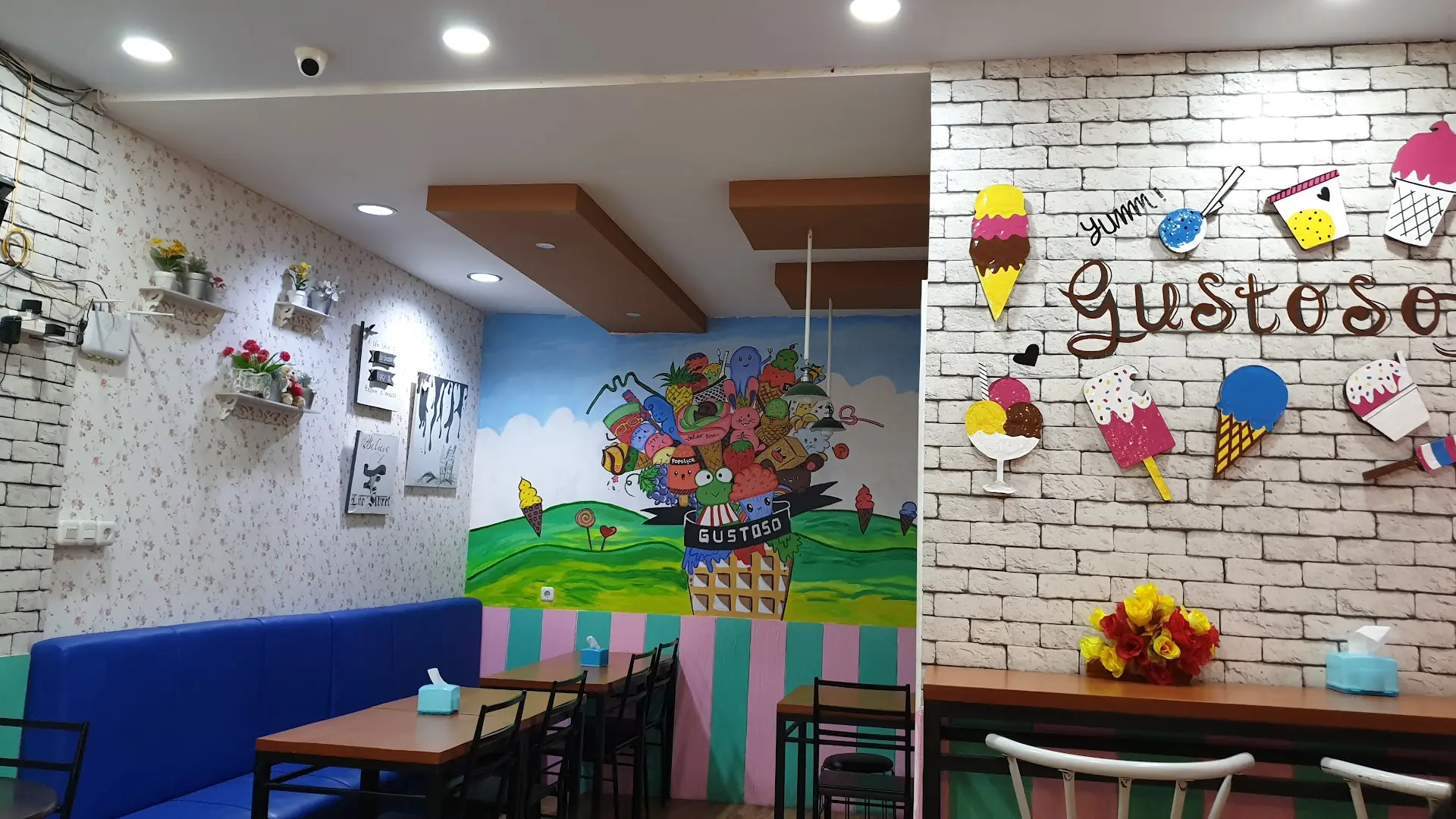 Anjay, Gelato 10 ribuan ada rasa minyak angin sama mie instan? Makassar liar banget 2