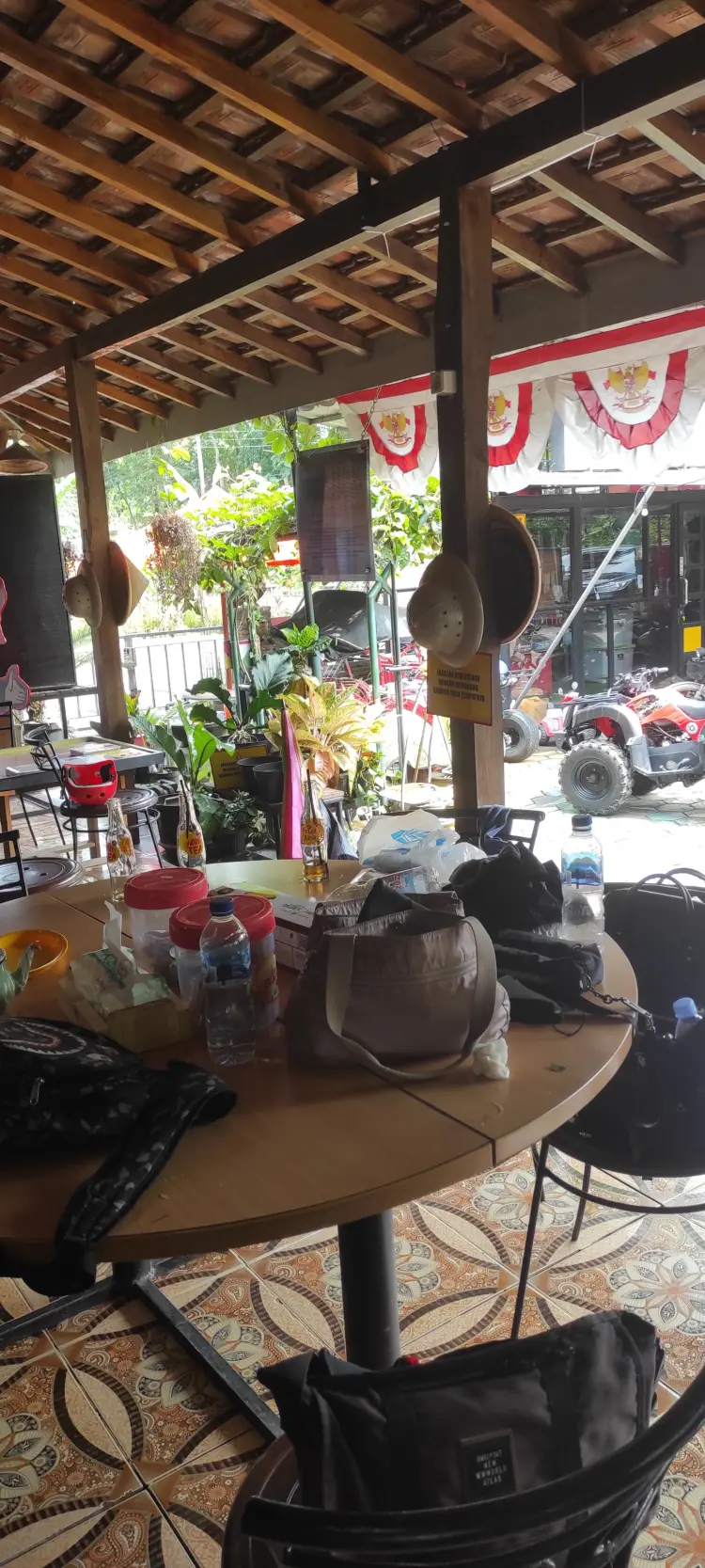 Omah Tabon Resto & Outbound Area 6