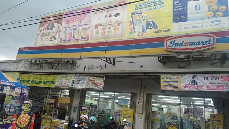Indomaret Nirwana 2 cikaret 1
