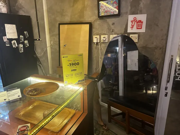 Sender Coffee // Emma's Personal Space 6