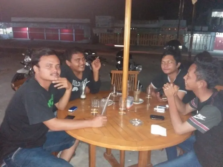 Coffee & Resto Abadi 6