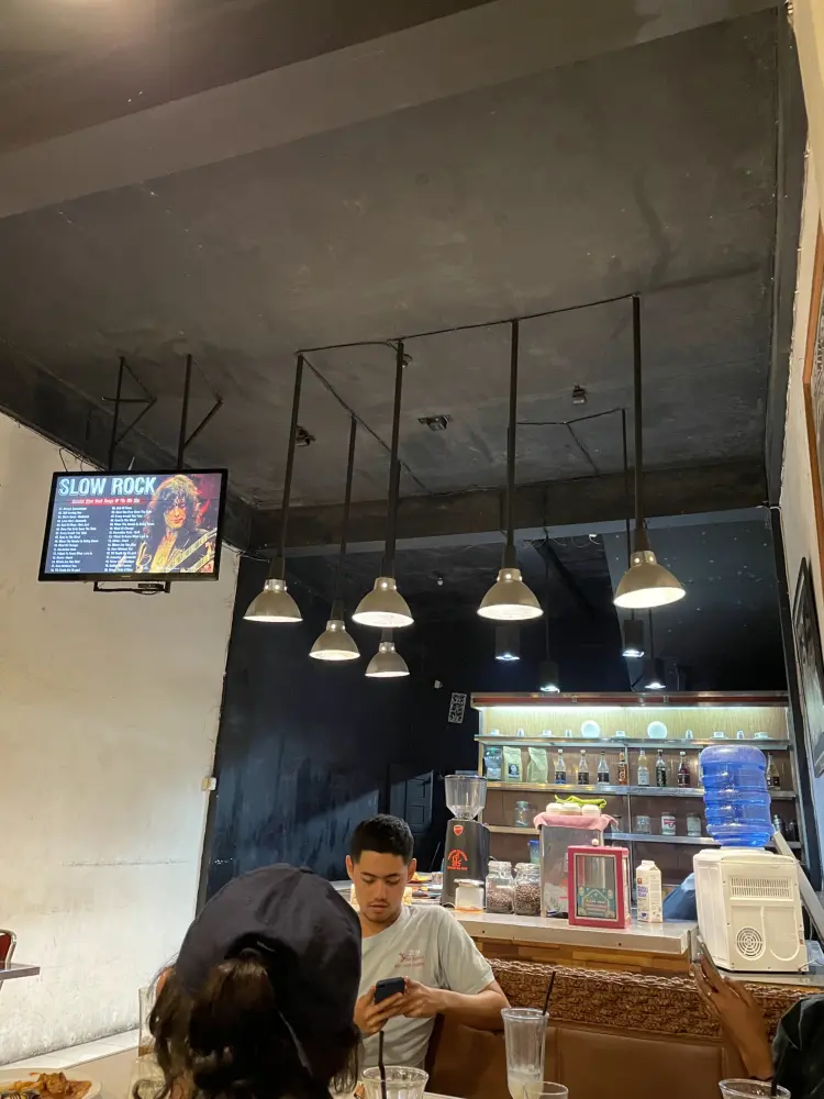 Coffee & Resto Abadi 5