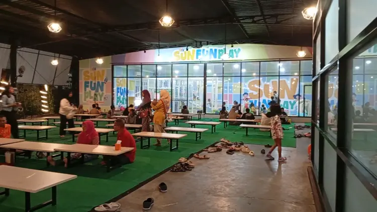 Solo Steak & Resto Jaten " 4 " 5