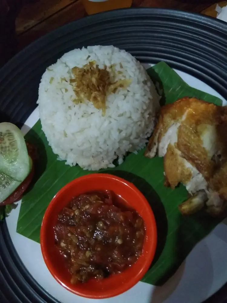 Kedai Baraya Cigasong 6