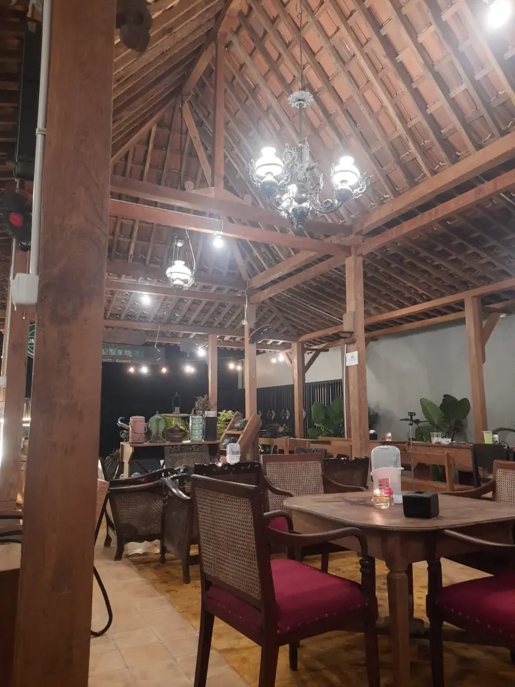 Cundamani Resto 8