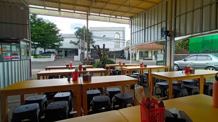 Ayam Bebek Kari Pedas Darmawangsa 3