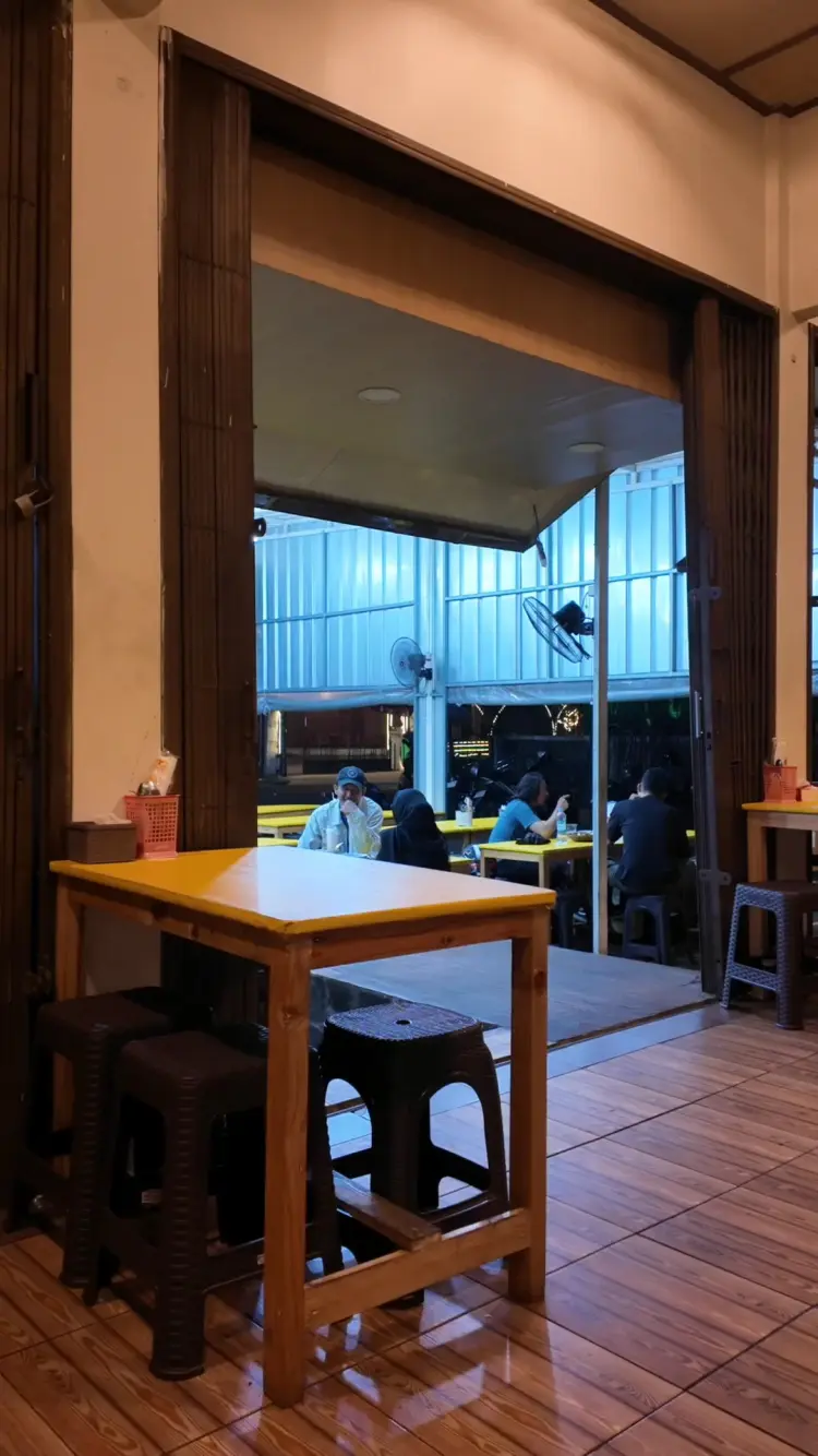 Ayam Bebek Kari Pedas Darmawangsa 7