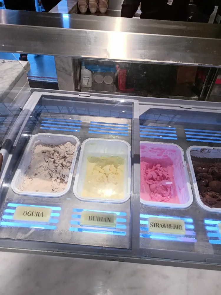 Hachi Grill The Breeze BSD City 3