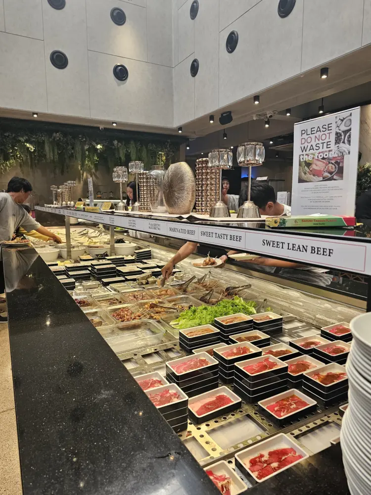 Hachi Grill The Breeze BSD City 6