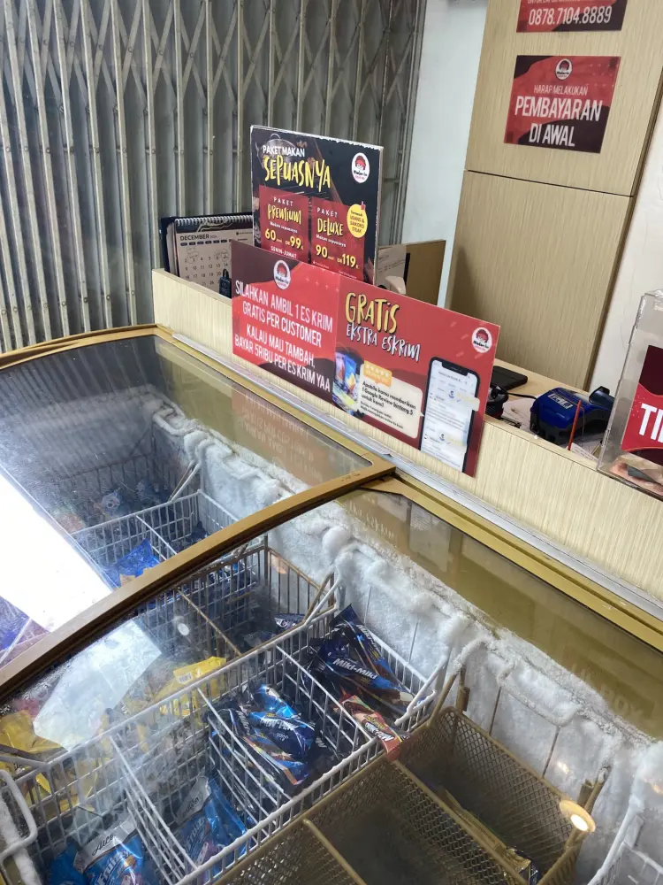 Rating Google 4.8 tapi dagingnya masih beku? Anjay, mending pikir-pikir lagi deh soal AYCE Jakbar ini.