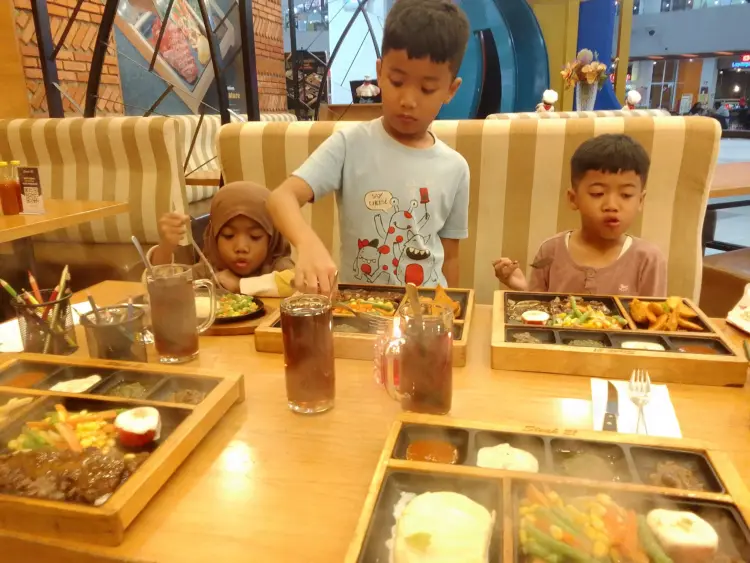 STEAK 21 - METROPOLITAN MALL 7